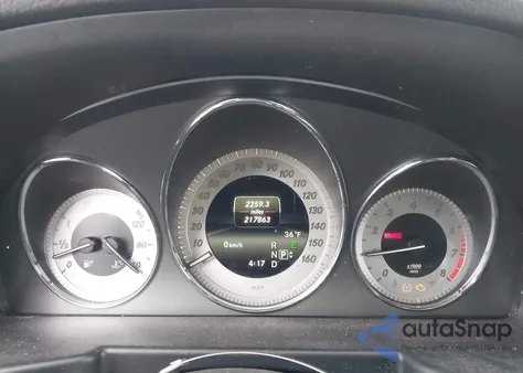 2014 Mercedes-Benz Glk 350 4Matic z USA, uszkodzony, nr VIN WDCGG8JB0EG320758